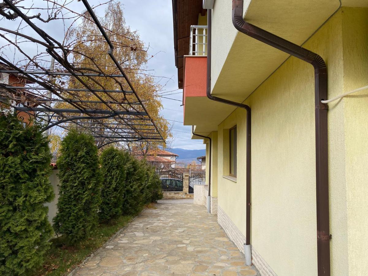 Kot Garden Guest House サパレヴァ・バニャ エクステリア 写真