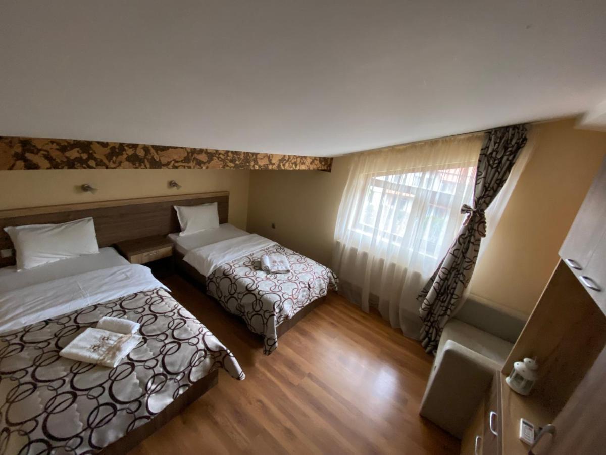 Kot Garden Guest House サパレヴァ・バニャ エクステリア 写真