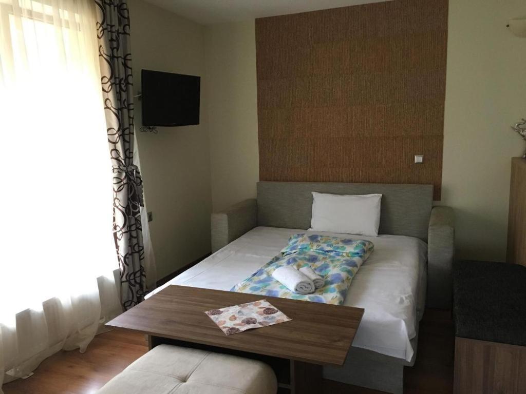 Kot Garden Guest House サパレヴァ・バニャ エクステリア 写真
