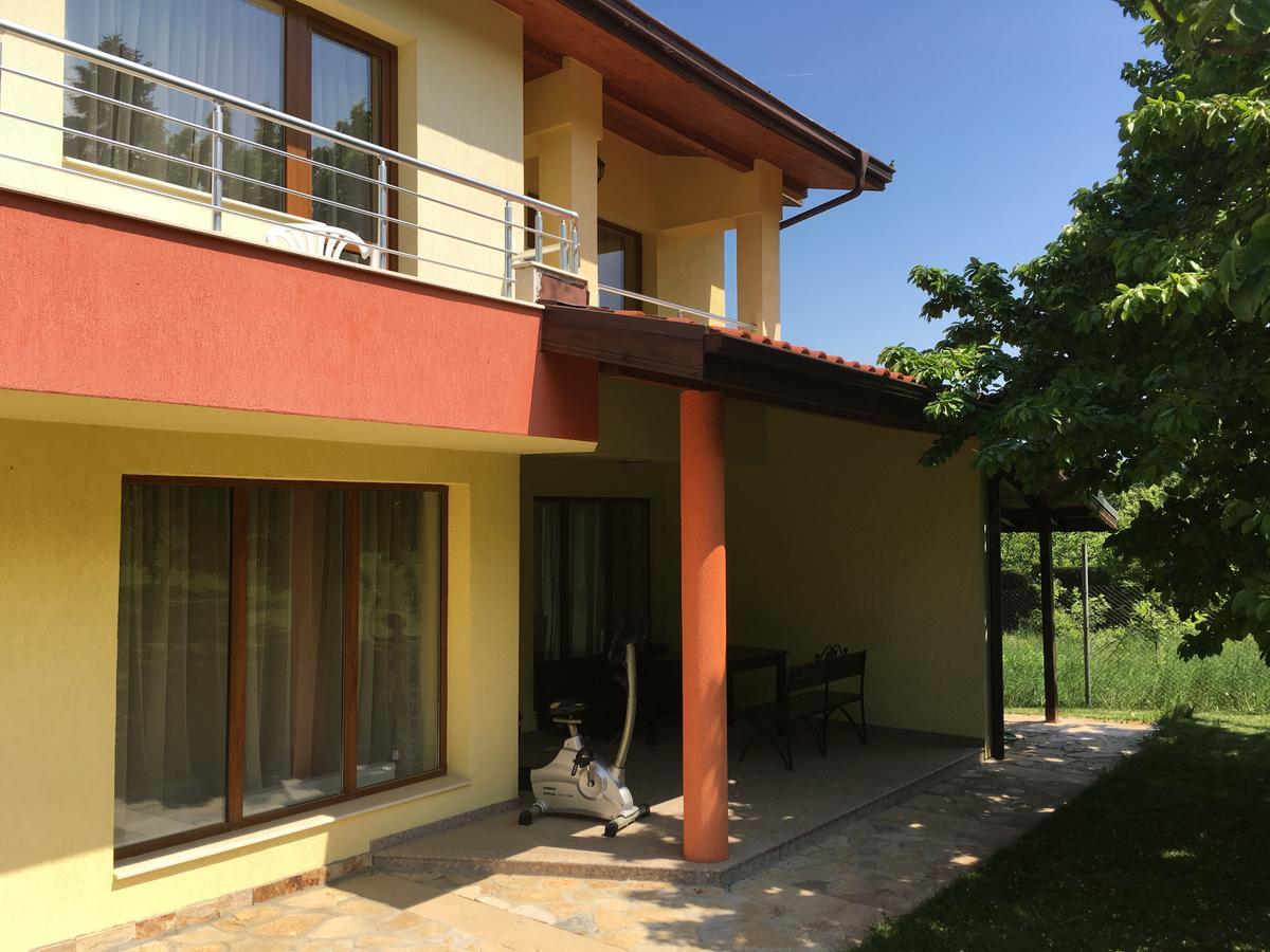 Kot Garden Guest House サパレヴァ・バニャ エクステリア 写真